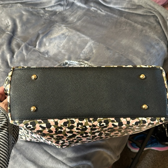 Tria Turk leopard tote handbag - Picture 7 of 11